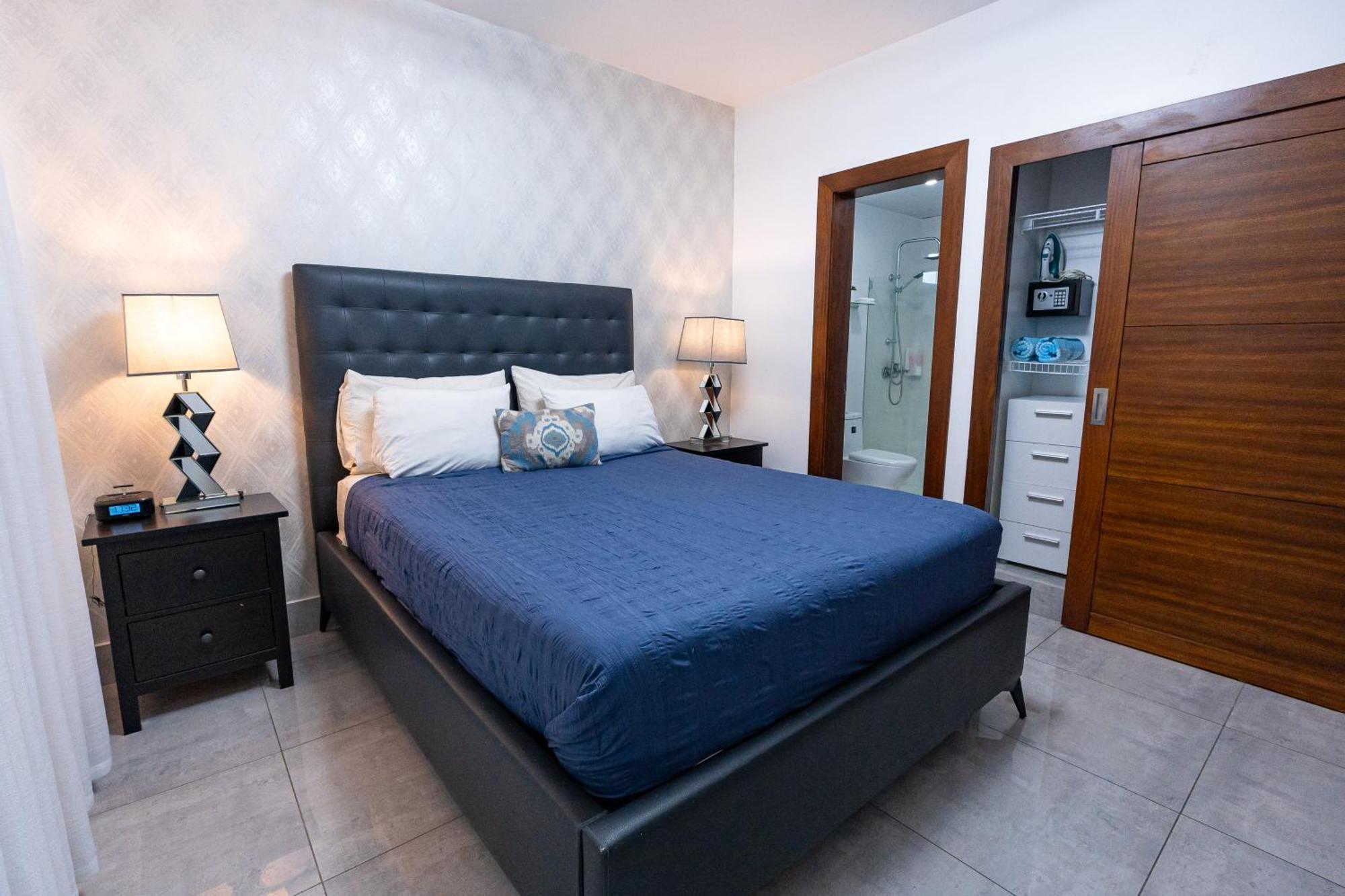Soha Suites Santiago Gem Rare Find 산티아고 데 로스 카바예로스 외부 사진