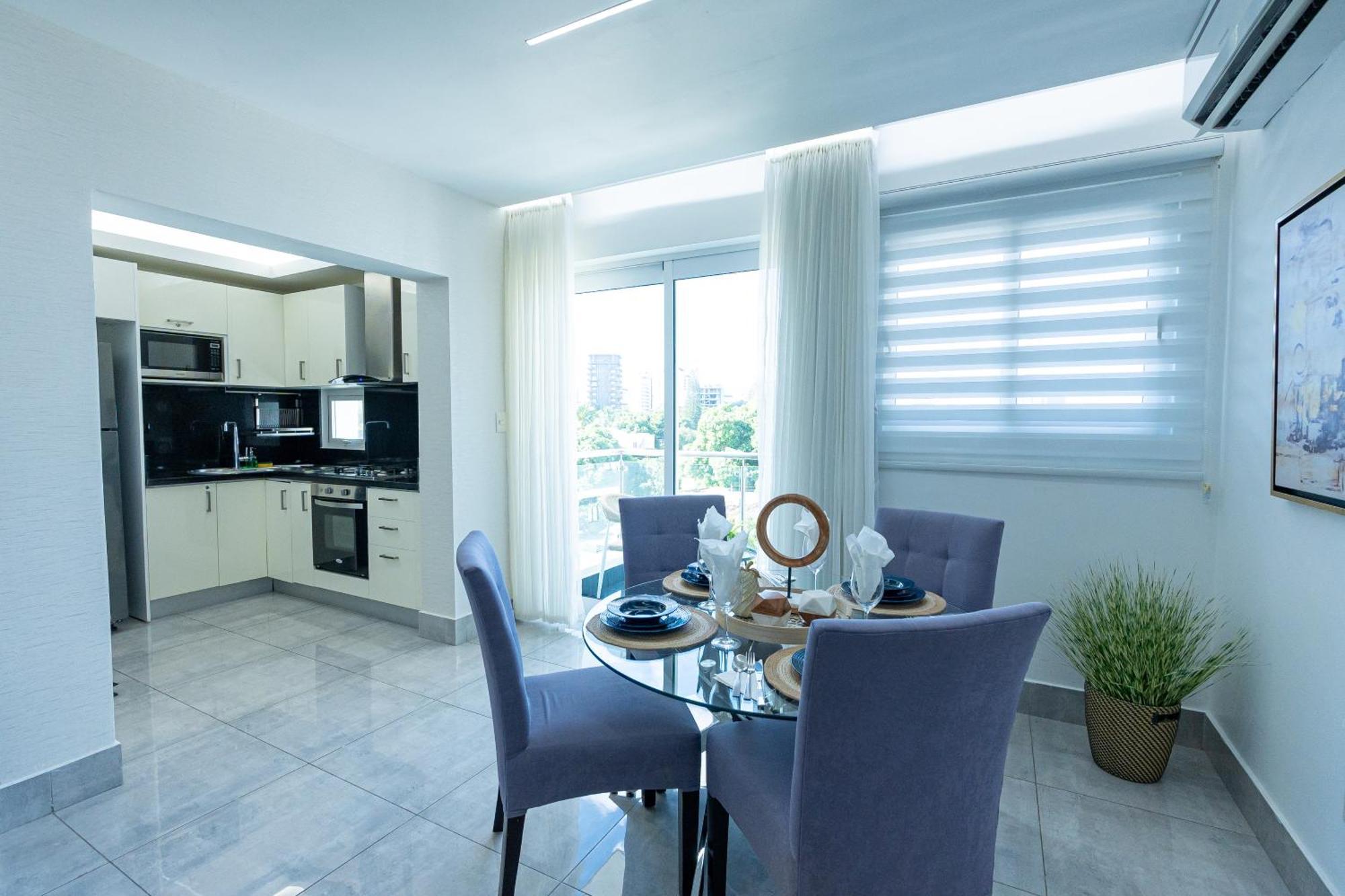 Soha Suites Santiago Gem Rare Find 산티아고 데 로스 카바예로스 외부 사진