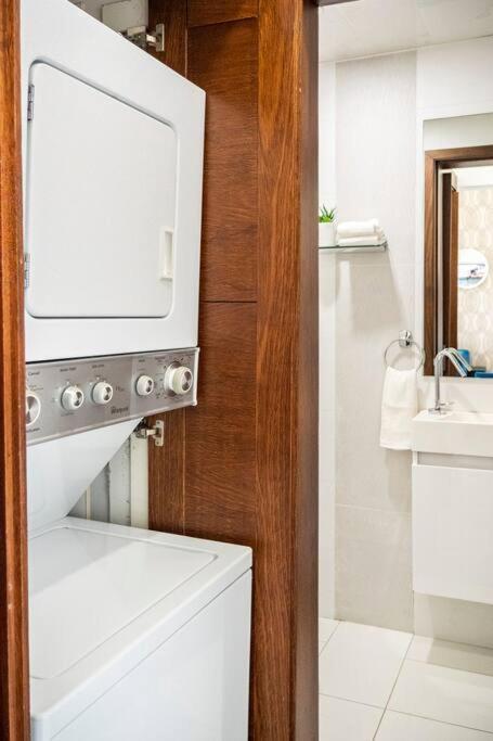 Soha Suites Santiago Gem Rare Find 산티아고 데 로스 카바예로스 외부 사진