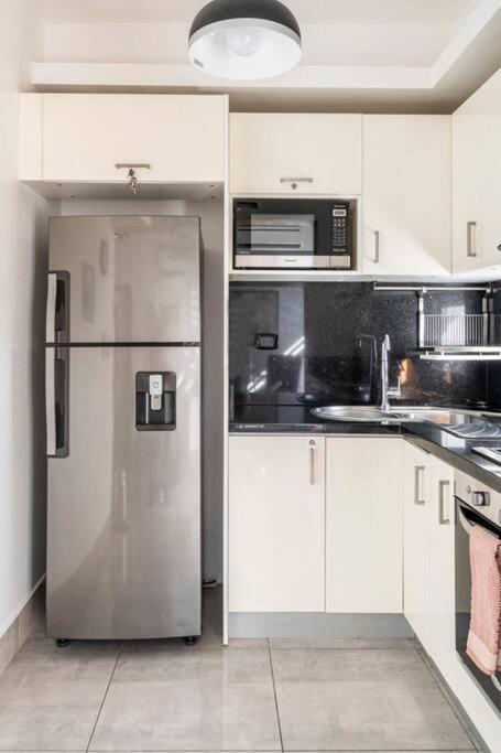 Soha Suites Santiago Gem Rare Find 산티아고 데 로스 카바예로스 외부 사진